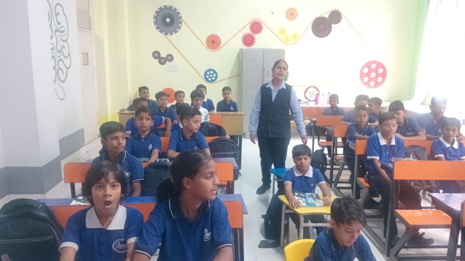 CDS Yamunanagar || Topic - Action Words || Class 4th 