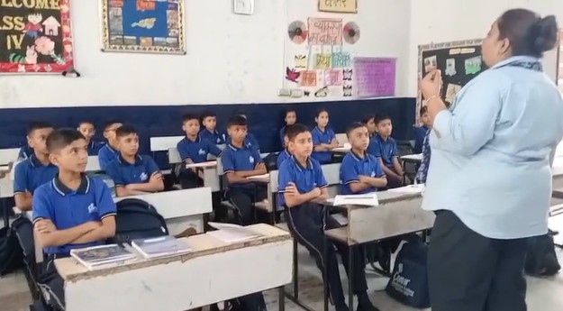 CDS Ambala || English Spoken Class || Class 3th